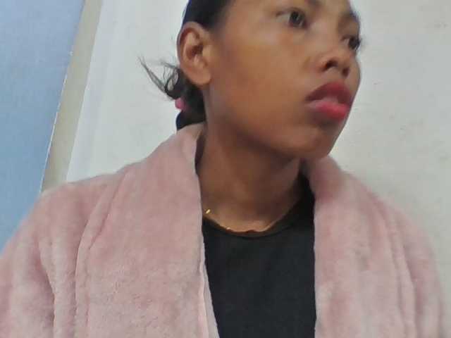 Layah7 live cam on BongaCams