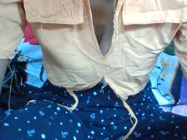 Layah7 live cam on BongaCams