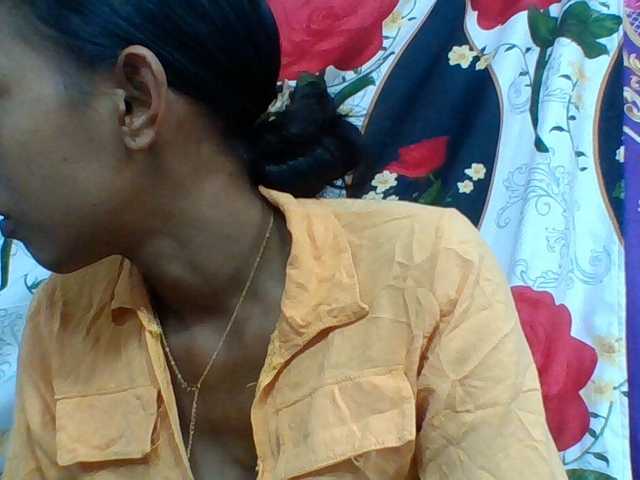 Layah7 live cam on BongaCams