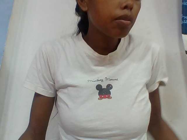 Layah7 live cam on BongaCams