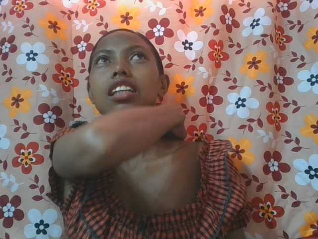 Layah7