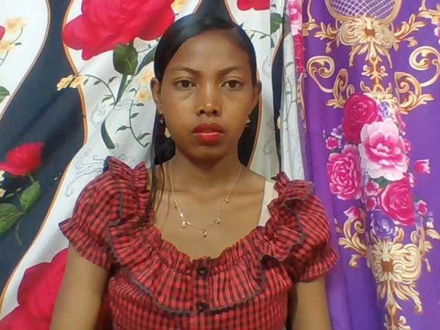 Layah7 live cam on BongaCams