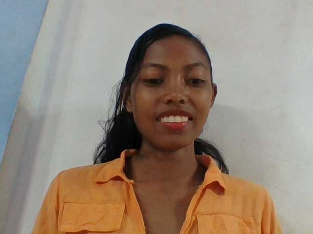 Layah7 live cam on BongaCams