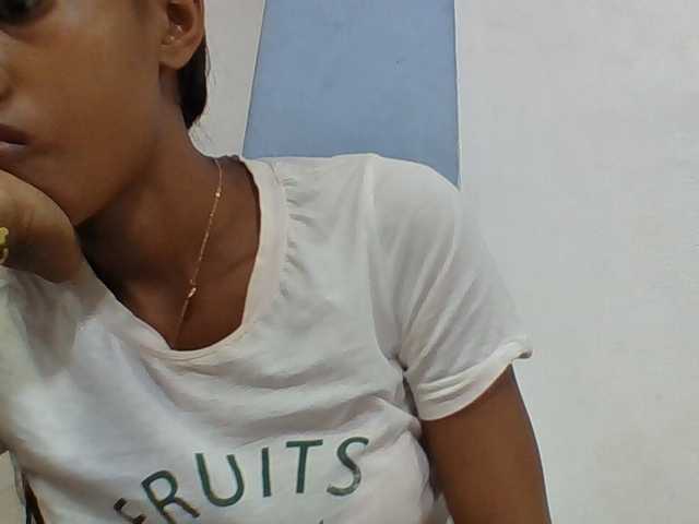 Layah7 live cam on BongaCams