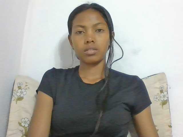 Layah7 live cam on BongaCams