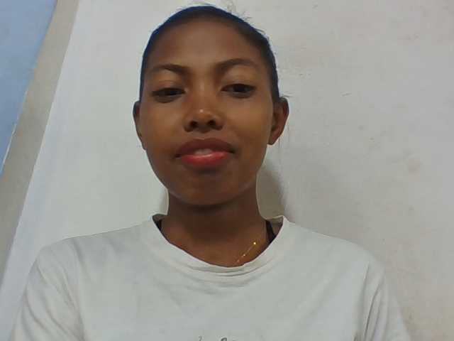 Layah7 live cam on BongaCams