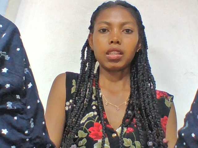 Layah7 live cam on BongaCams