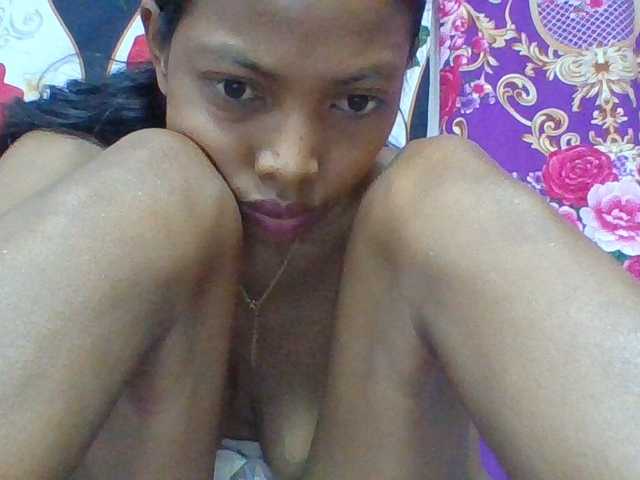 Layah7 live cam on BongaCams