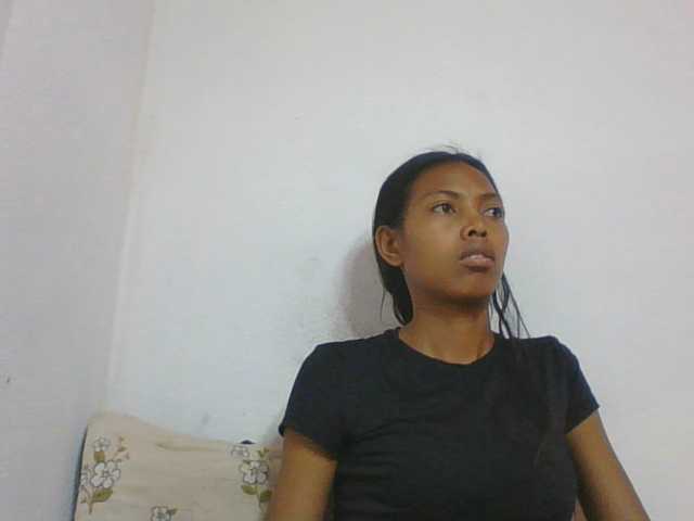 Layah7 live cam on BongaCams