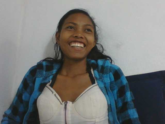Layah7 live cam on BongaCams