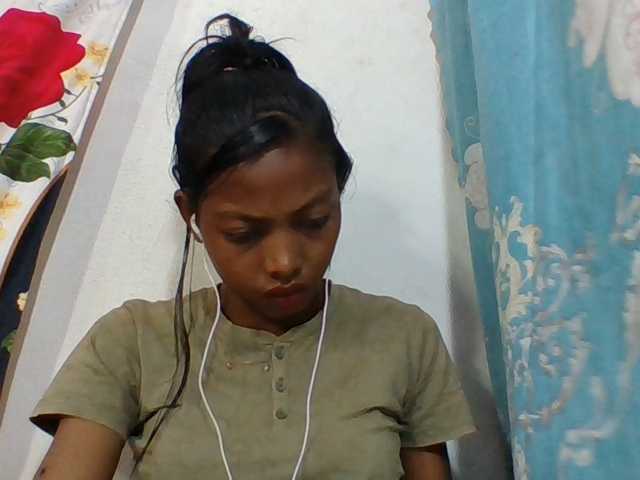 Layah7