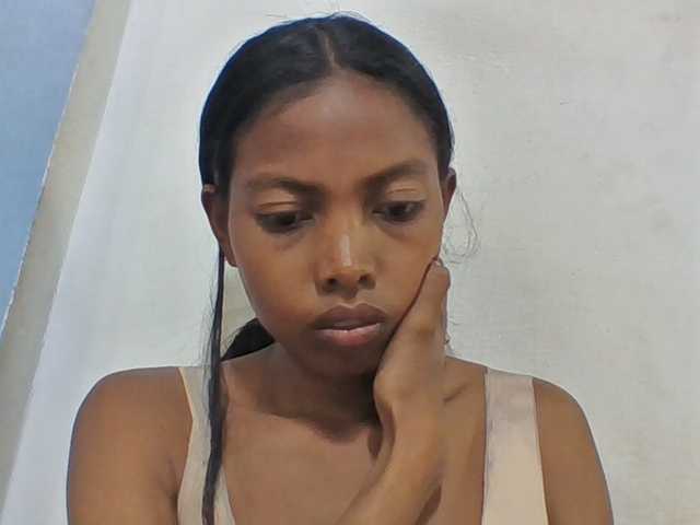 Layah7