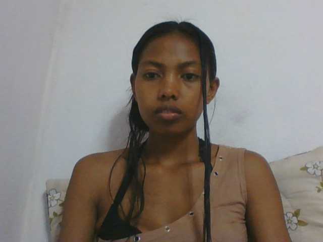 Layah7 live cam on BongaCams