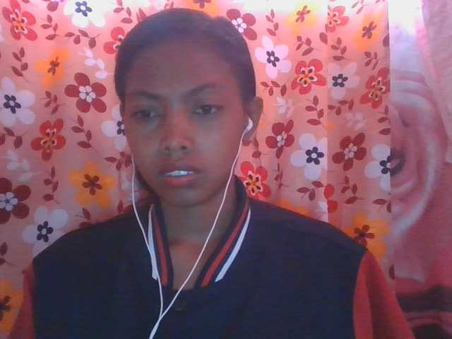 Layah7