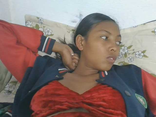 Layah7