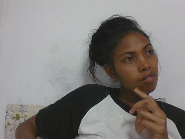 Layah7 live cam on BongaCams