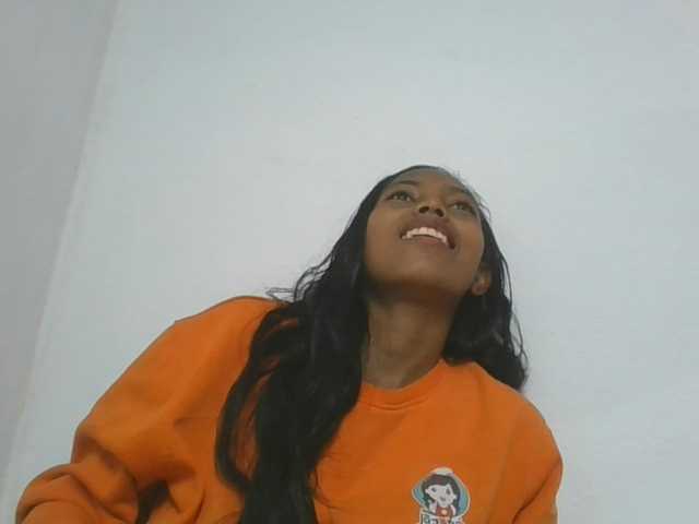 Layah7 live cam on BongaCams
