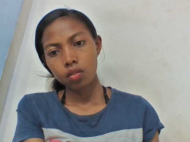 Layah7 live cam on BongaCams