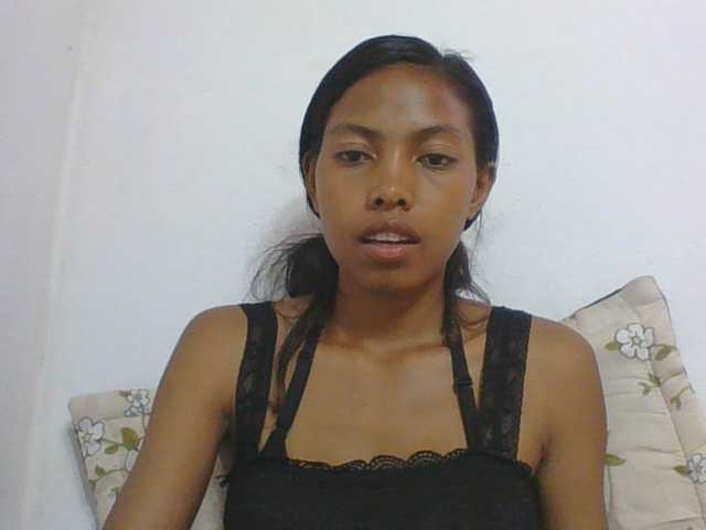 Layah7 live cam on BongaCams