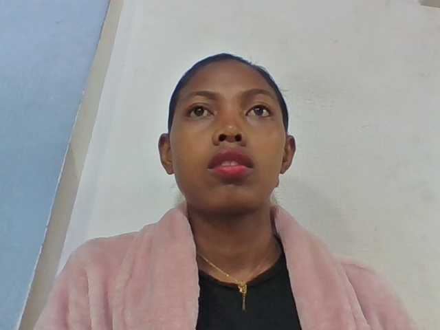 Layah7 live cam on BongaCams