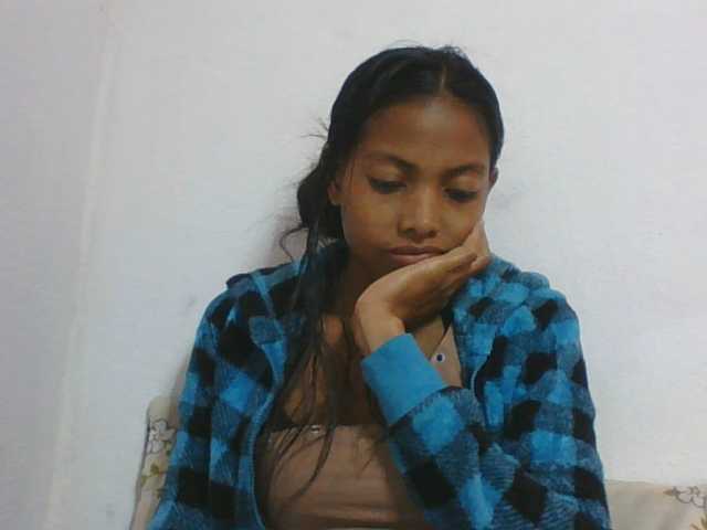 Layah7 live cam on BongaCams