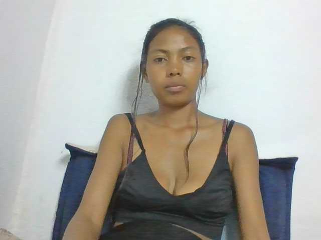 Layah7 live cam on BongaCams