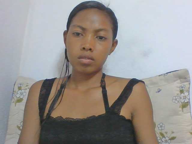 Layah7 live cam on BongaCams