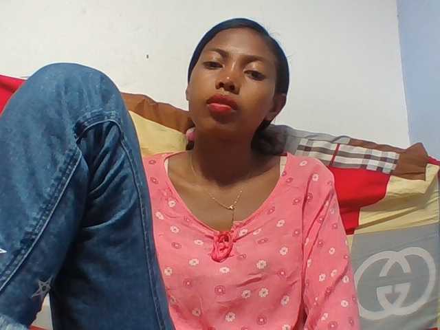 Layah7