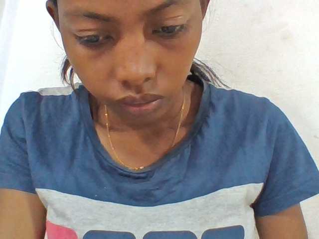 Layah7 live cam on BongaCams