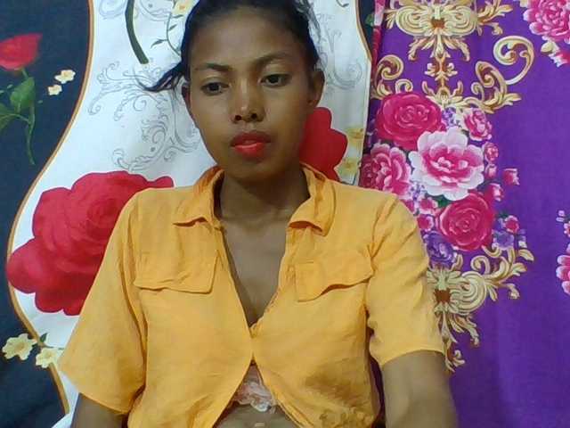 Layah7 live cam on BongaCams