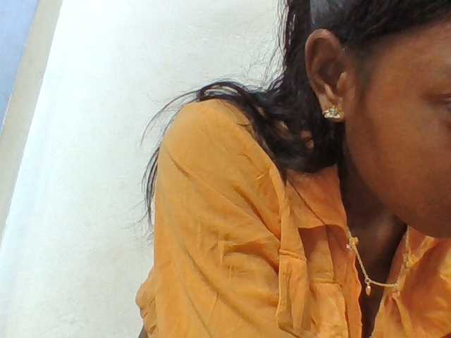Layah7 live cam on BongaCams