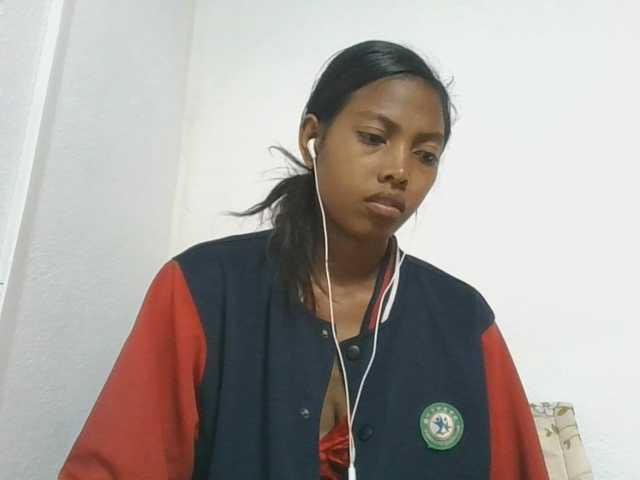Layah7