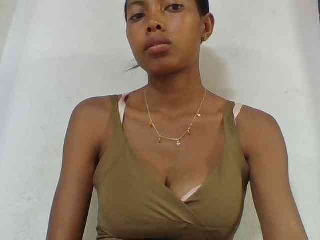 Layah7 webcam