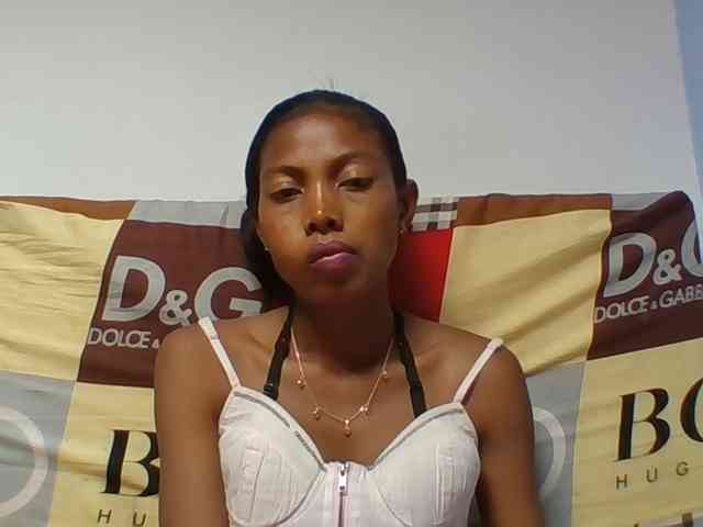 Layah7 webcam