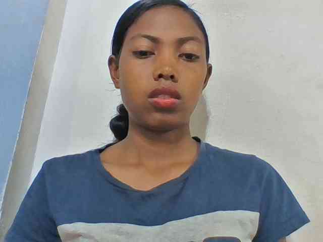 Layah7 webcam