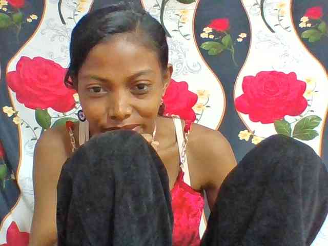 Layah7