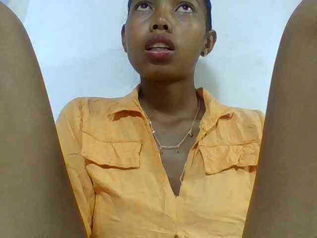 Layah7 webcam