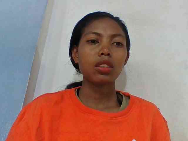 Layah7 webcam