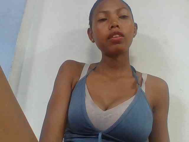Layah7 webcam