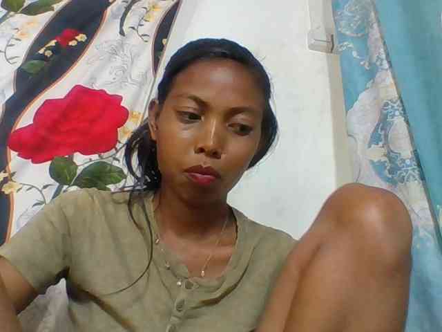 Layah7 webcam