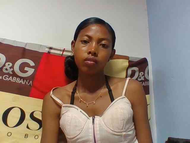 Layah7 webcam