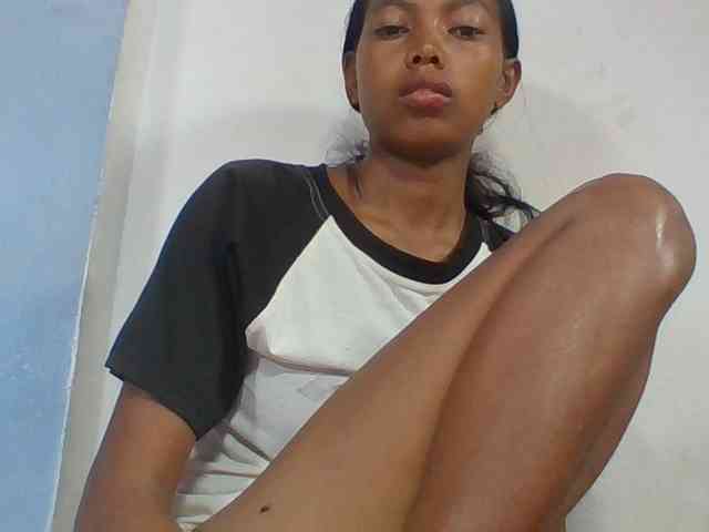 Layah7 webcam