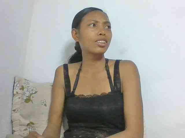Layah7