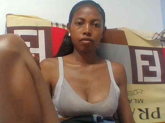Layah7 webcam