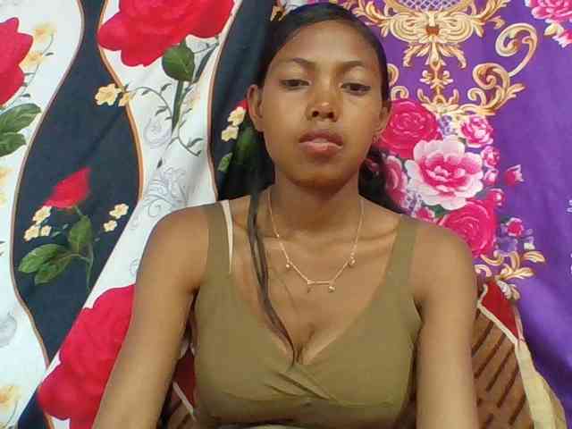 Layah7 webcam