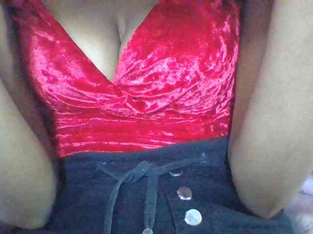 Layah7 webcam