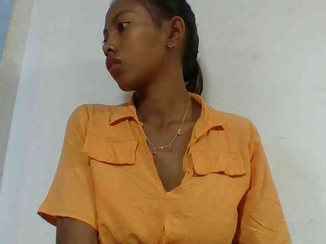 Layah7 webcam