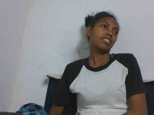 Layah7