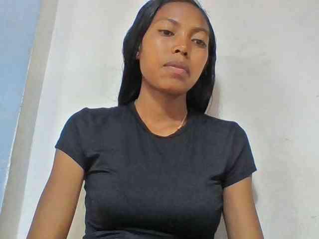 Layah7 webcam