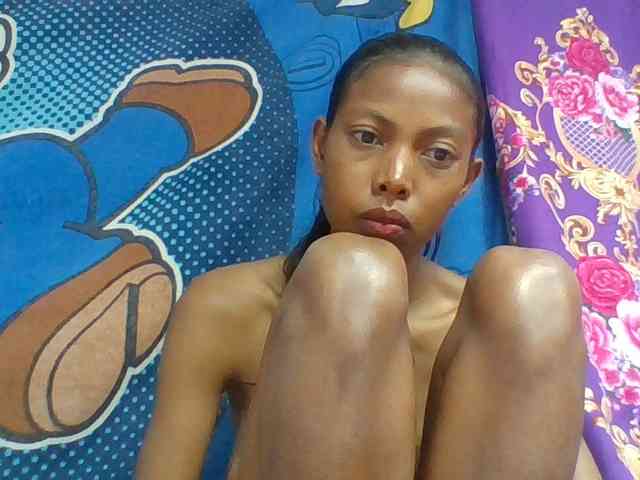 Layah7 webcam